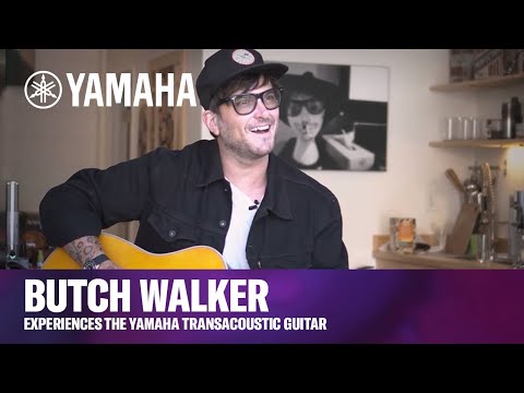 Butch Walker expérimente la guitare Yamaha TransAcoustic